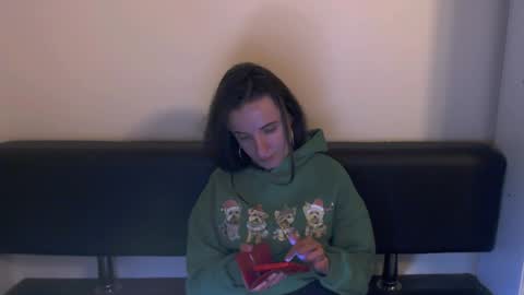 Laima online show from 12.21.24