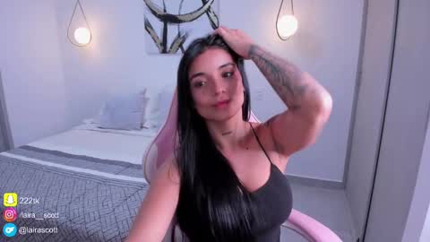 Laira online show from 02.17.25