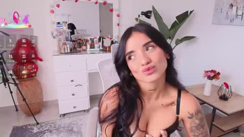 Laira online show from 02.19.26