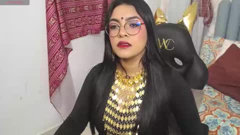 Laskhmirani online show from 11.19.25