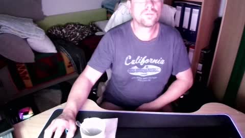 Snapshot of lala680 chatting on 12.18.24 Leonidas online show from 12.18.24