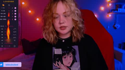 Snapshot of lala_loulou chatting on 12.21.24 Nicky online show from 12.21.24