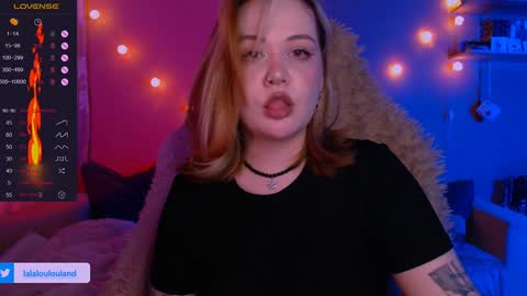 Snapshot of lala_loulou chatting on 01.04.25 Nicky online show from 01.04.25