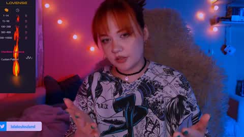 Snapshot of lala_loulou chatting on 01.12.25 Nicky online show from 01.12.25
