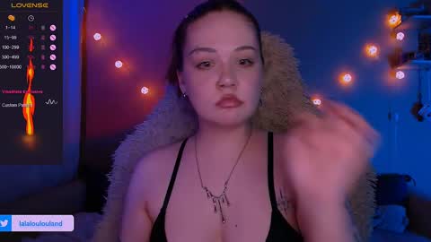 Snapshot of lala_loulou chatting on 02.23.25 Nicky online show from 02.23.25
