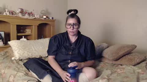 Naomi Rose online show from 10.27.25