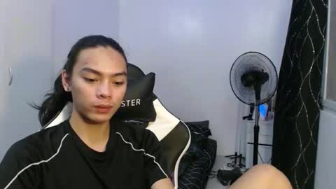 lalakinghugecock_2 online show from 10.12.25