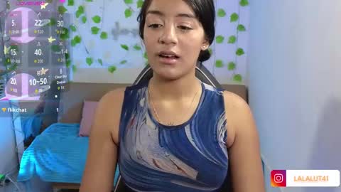 Snapshot of lalalutsy_tay chatting on 09.26.25 Lala online show from 09.26.25