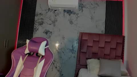 Laura online show from 09.30.25