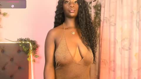 Snapshot of lana__beaux chatting on 02.28.26 online show from 02.28.26