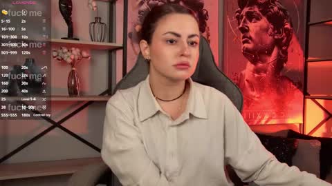 just call me Lana  and her security online show from 10.17.25