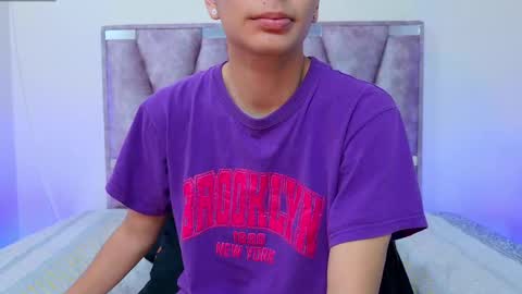 Snapshot of lana_bennett69 chatting on 09.28.25 Lana online show from 09.28.25