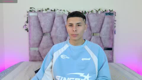 Snapshot of lana_bennett69 chatting on 11.08.25 Lana online show from 11.08.25