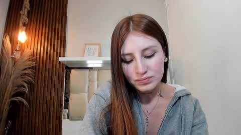 Lana     igauroraaaaaaaaa 1 online show from 12.29.24