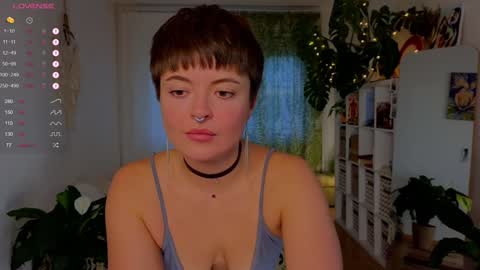 Snapshot of lana_sky chatting on 10.09.25 Lana online show from 10.09.25