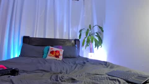 emma online show from 12.02.24