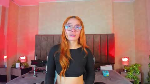 Lana online show from 10.17.25