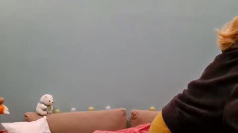 Snapshot of lanaangeldream chatting on 04.01.26 Lana online show from 04.01.26