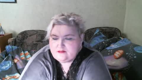 lanacat555 online show from 02.20.25