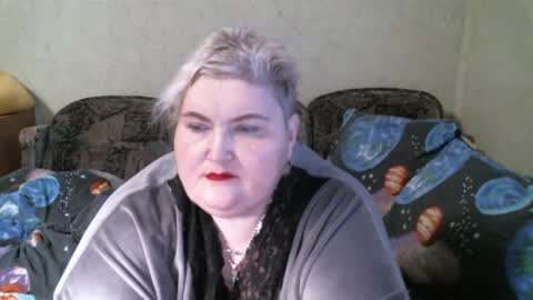 lanacat555 online show from 02.25.25