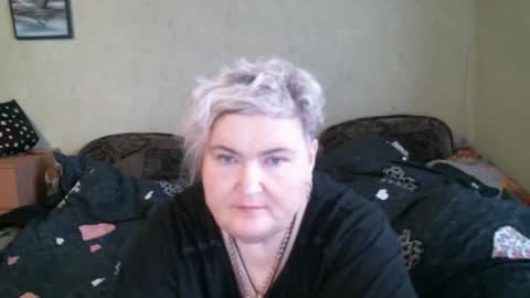 Snapshot of lanacat555 chatting on 10.28.25 lanacat555 online show from 10.28.25