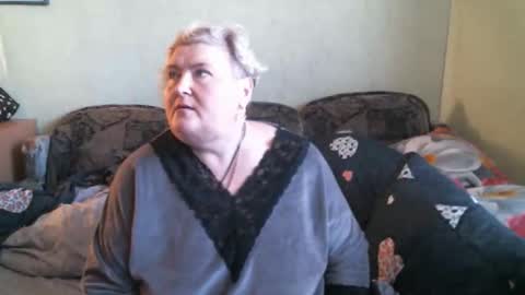 Snapshot of lanacat555 chatting on 10.31.25 lanacat555 online show from 10.31.25