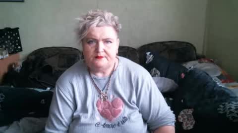 Snapshot of lanacat555 chatting on 11.07.25 lanacat555 online show from 11.07.25