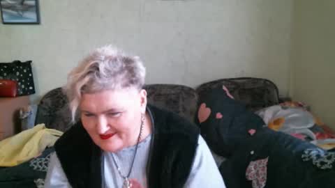 Snapshot of lanacat555 chatting on 11.08.25 lanacat555 online show from 11.08.25