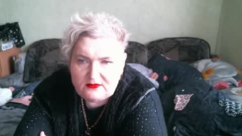 lanacat555 online show from 11.13.25