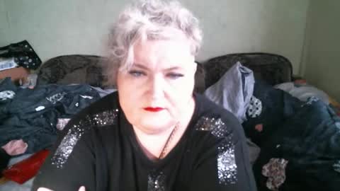 lanacat555 online show from 11.16.25