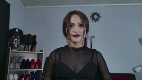 Snapshot of lanadoux_ chatting on 10.16.25 Mistress Lana online show from 10.16.25