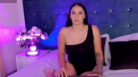 lana Evans online show from 09.10.25