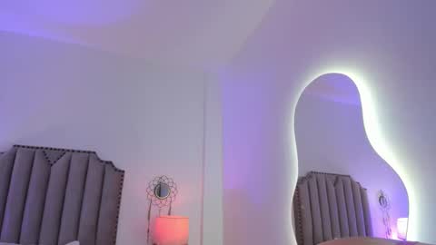 Lana online show from 11.26.25