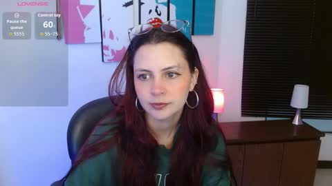 Snapshot of lanagarcia5 chatting on 10.30.25 Alana Garcia online show from 10.30.25