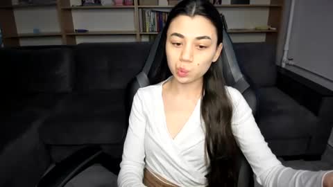 Snapshot of lanalandd chatting on 08.02.26 Lana online show from 08.02.26