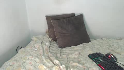 Snapshot of lanarave chatting on 02.21.25 lanarave online show from 02.21.25