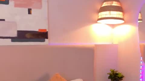 Snapshot of lanarozz chatting on 09.29.25 Lana online show from 09.29.25