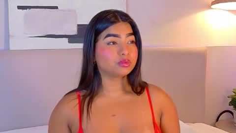 Snapshot of lanarozz chatting on 09.30.25 Lana online show from 09.30.25