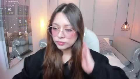 Lanna online show from 10.31.25