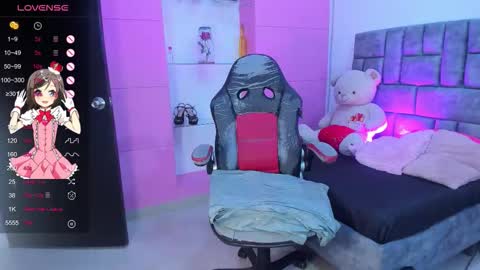 Snapshot of lanna1_ chatting on 10.10.25 lanna1_ online show from 10.10.25