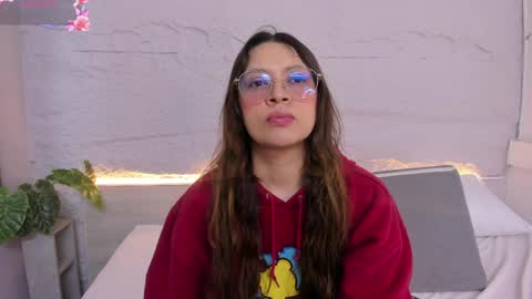 Lanna online show from 04.10.26