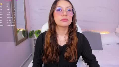Snapshot of lanna_18_ chatting on 05.30.26 Lanna online show from 05.30.26