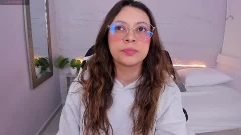 Snapshot of lanna_18_ chatting on 06.24.26 Lanna online show from 06.24.26