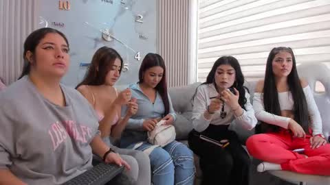 lanna_as online show from 10.08.25
