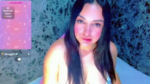 Snapshot of lanna_belle28 chatting on 06.16.26 Lanna online show from 06.16.26