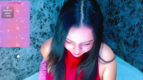 Snapshot of lanna_belle28 chatting on 06.18.26 Lanna online show from 06.18.26
