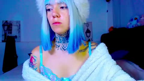 LANNIE   online show from 05.14.26