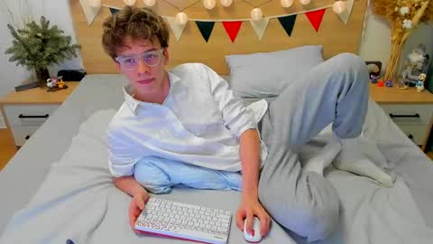 Fandi online show from 01.24.25