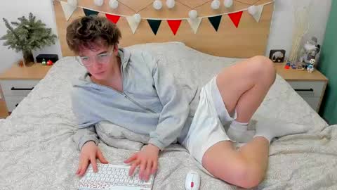 Fandi online show from 02.08.25