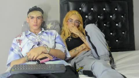 Snapshot of lara_and_caleb chatting on 01.23.25 lara_and_caleb online show from 01.23.25